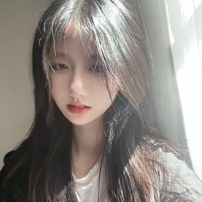 安静的前哨